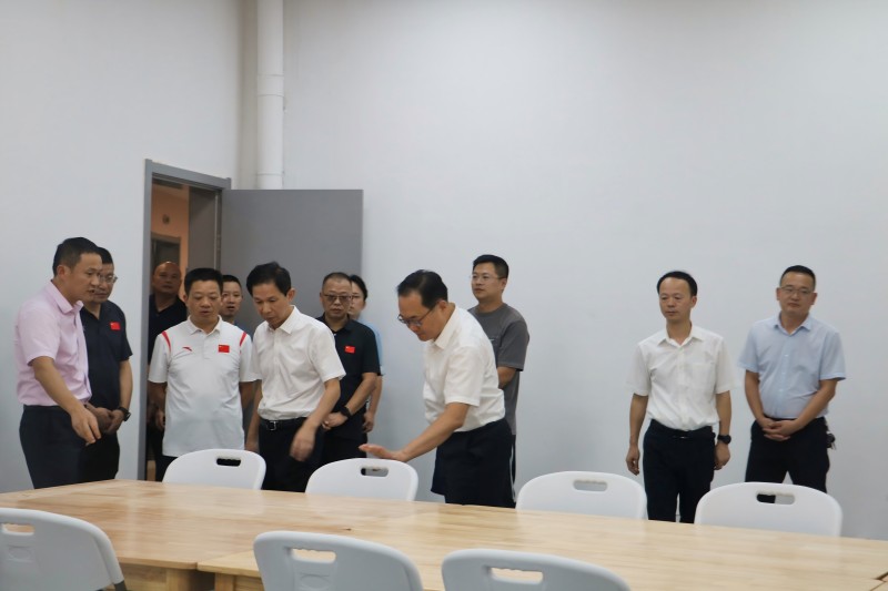 省體育局黨組書記、局長李小平在九江調(diào)研2024年WTA江西網(wǎng)球公開賽籌備工作情況